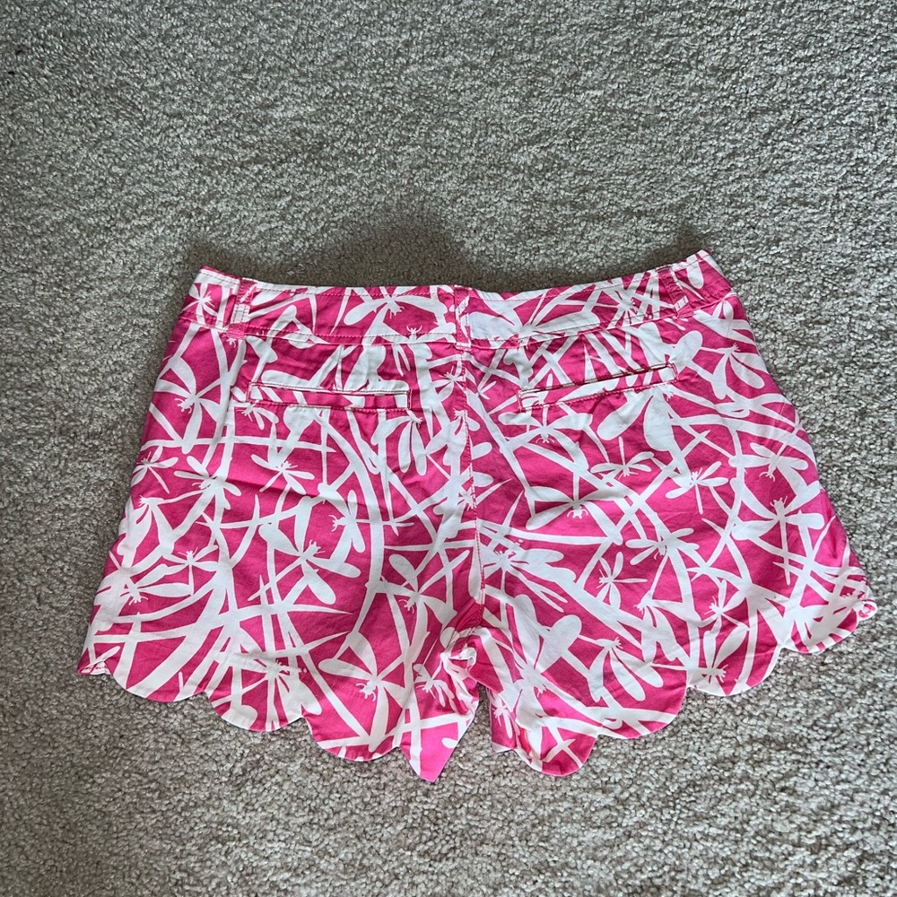 Lilly Pulitzer scalloped shorts, size 10